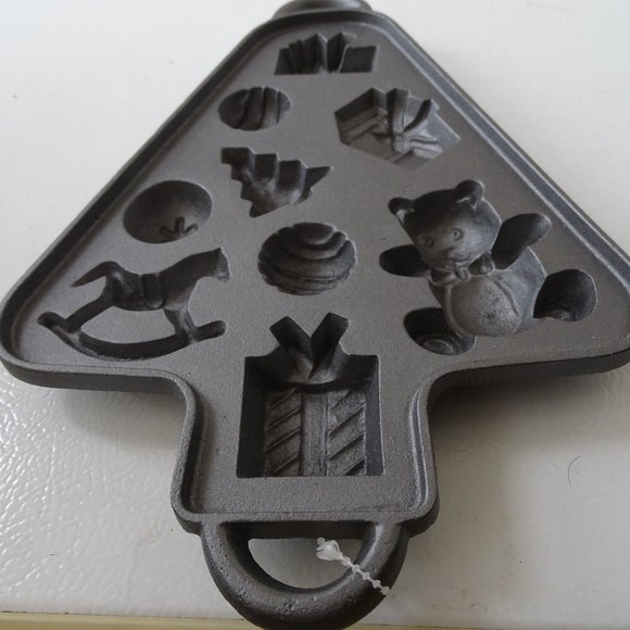 HiMark 1987 Cast Iron Christmas Tree Ornaments - Picture 2 of 2